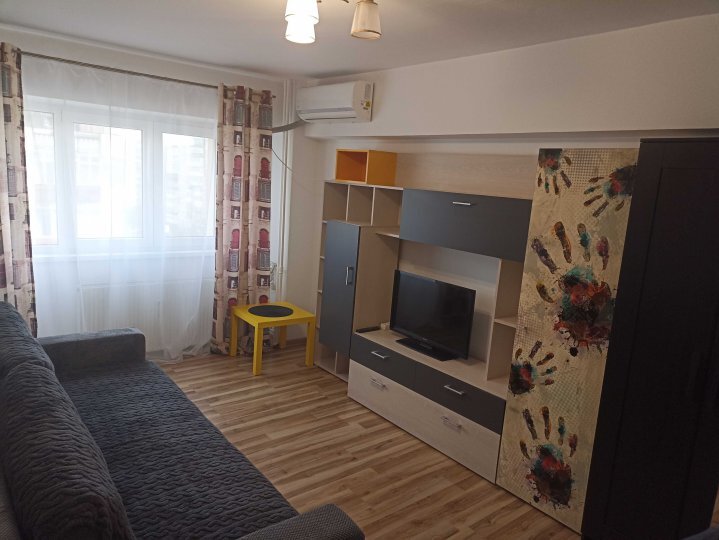 Berceni, Piata Sudului, Oltenitei, stradal