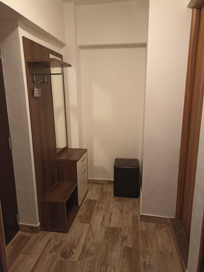 Berceni, Piata Sudului, Oltenitei, stradal